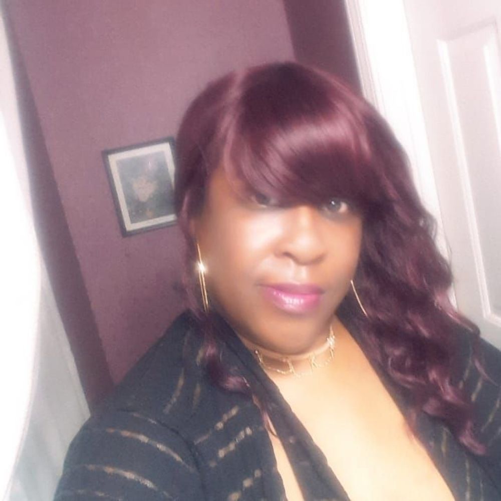 Meet your Posher, Brenda